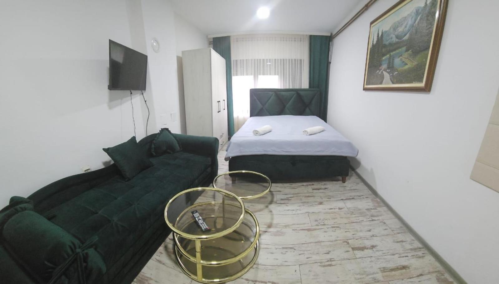 Vila Petunija Sjenica Bilik gambar